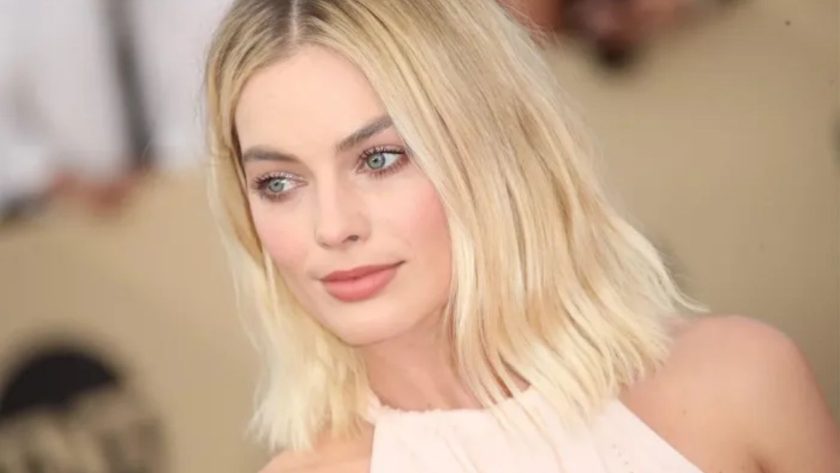 Margot Robbie Taille