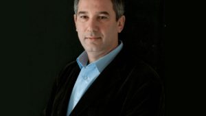 Gil Mihaely Origine Parents