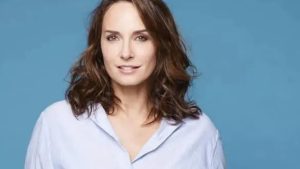 Julia Vignali Taille