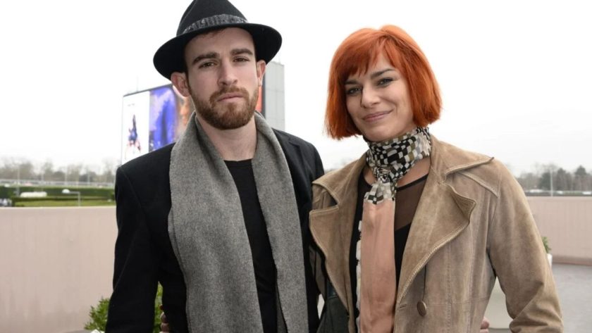 Fauve Hautot Et Son Bébé