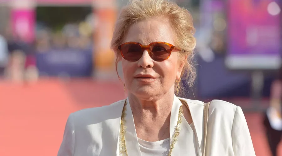 Sylvie Vartan Aujourd'hui Âge