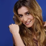 Quel âge a Julie Zenatti ?