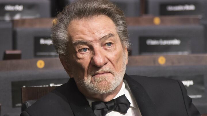 Quel âge a le fils d'Eddy Mitchell ?