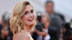 Julie Gayet Âge