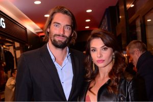 Taille Camille Lacourt