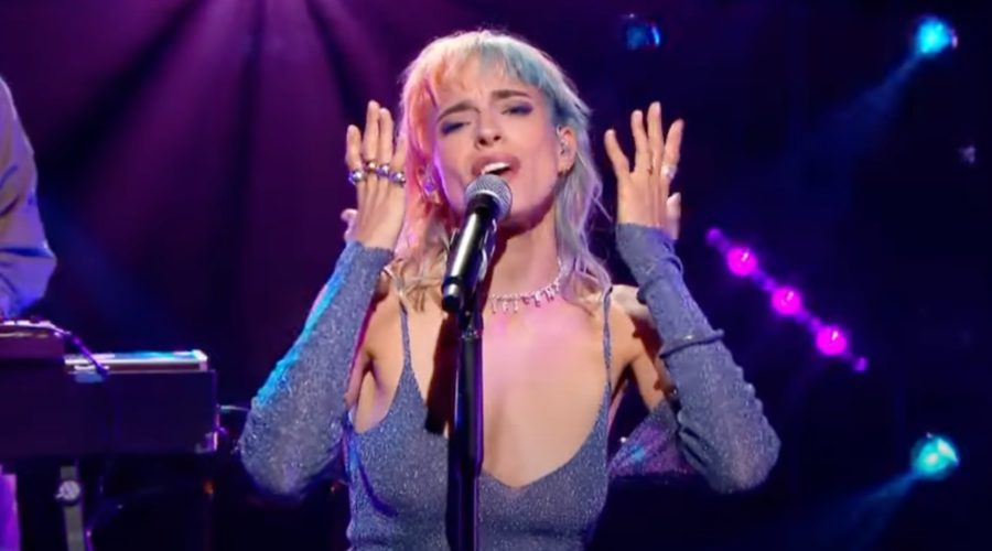 Flore Benguigui Couple