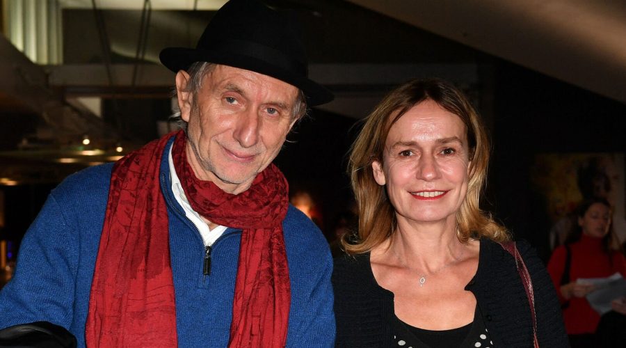 Qui ont éte les compagnons de Sandrine Bonnaire ?