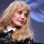Âge d'Arielle Dombasle