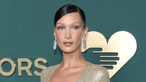 Bella Hadid Avant