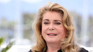 Deneuve Âge