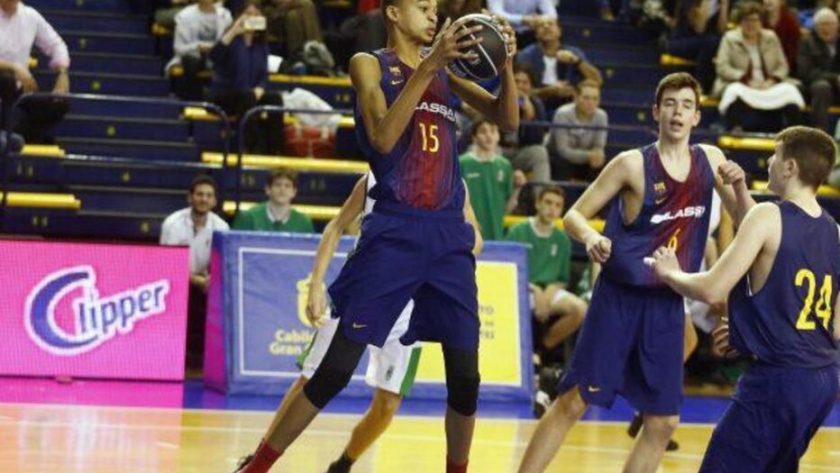 Victor Wembanyama Taille à 14 ans