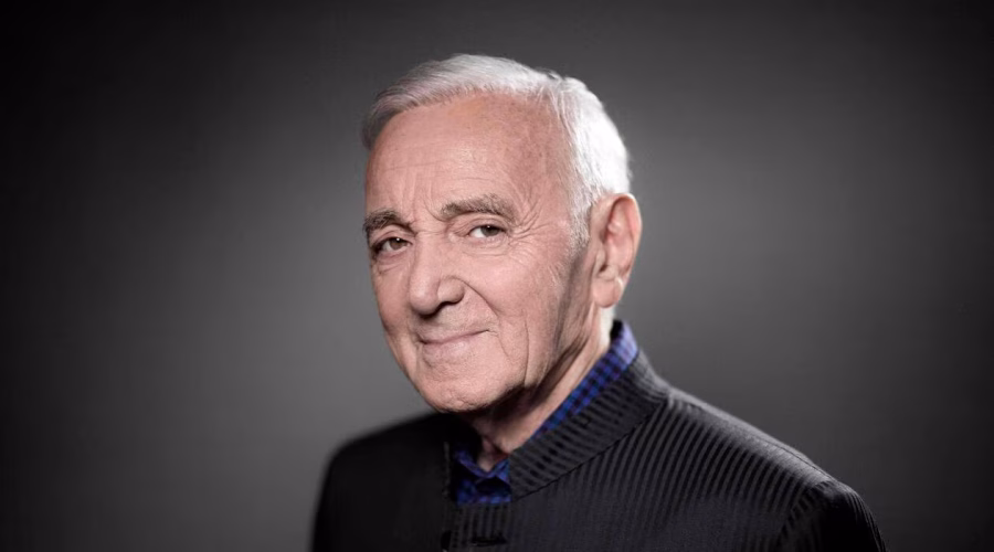 Aznavour Taille