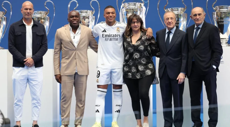 Kylian Mbappé et son fils âge